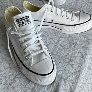 Converse platform Womens sneakers